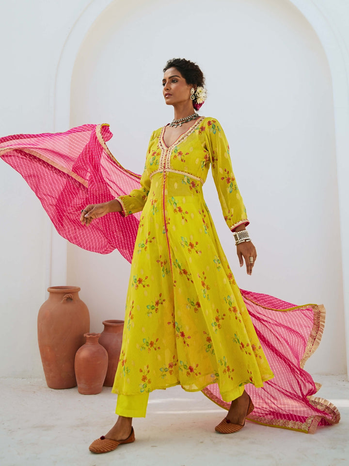 Lemon Green Tissue Chanderi Printed Kurta Set with Leheriya Dupatta